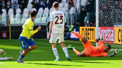 Photo of Dybala, Vlahovic score as Juve close in on Inter Milan