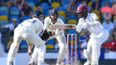 Photo of Brathwaite leaves England facing a draw against Windies