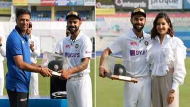 Photo of Anushka Sharma cheers for Virat Kohli as he gets his 100th test match cap