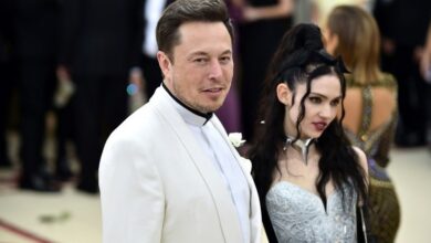 Photo of Elon Musk’s partner Grimes reveals new baby daughter ‘Y’