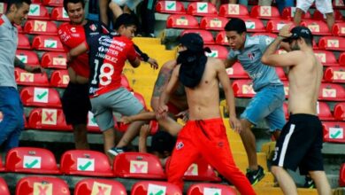 Photo of 22 wounded in violence at Mexican football match