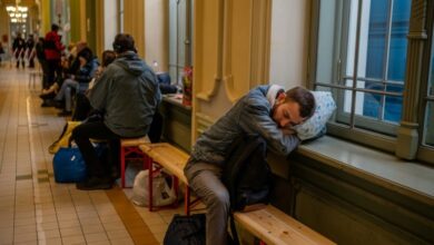 Photo of UN warns of Ukraine refugee ‘humanitarian crisis’