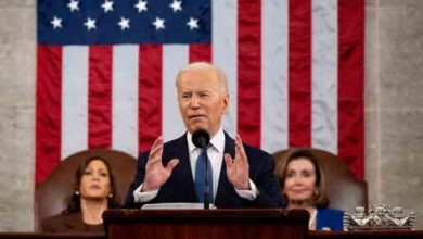 Photo of Biden warns ‘dictator’ Putin, oligarchs as Russia bombards Ukraine