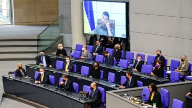 Photo of Zelensky urges Germany to tear down new Russian ‘Wall’ in Europe