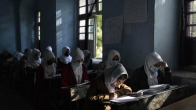 Photo of Taliban to open high schools for girls this week, official says