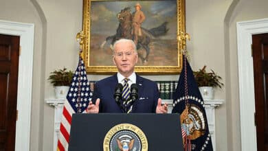 Photo of Biden bans Russia oil imports to US, warns US gasoline prices will rise further