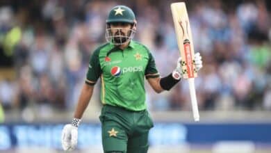 Photo of Babar Azam becomes fastest Asian to reach 4,000 ODI runs