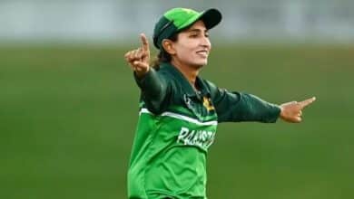 Photo of Umpire’s error in delivery count allows Omaima Sohail to bowl 7-ball over