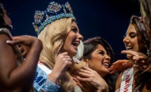 Bielawska is all smiles after being crowned Miss World 2021. Credit: AFP Photo