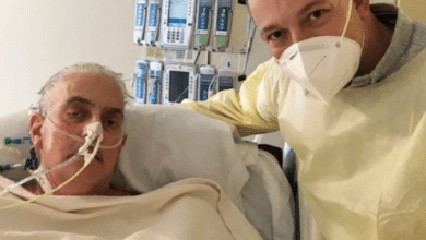 Photo of US man who got first pig heart transplant dies after 2 months