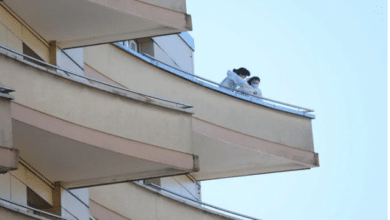 Photo of ‘Collective suicide’: Family jumps off seventh floor, one member survives