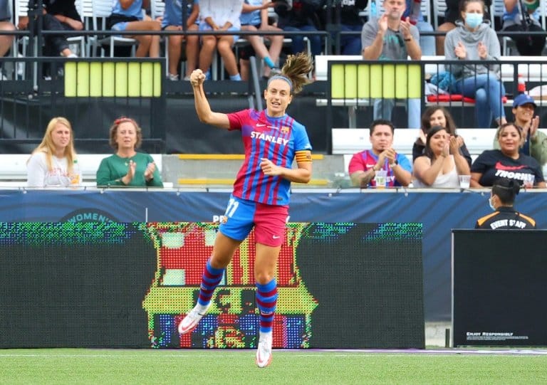 Barcelona hammer Real Madrid to clinch women's league title again