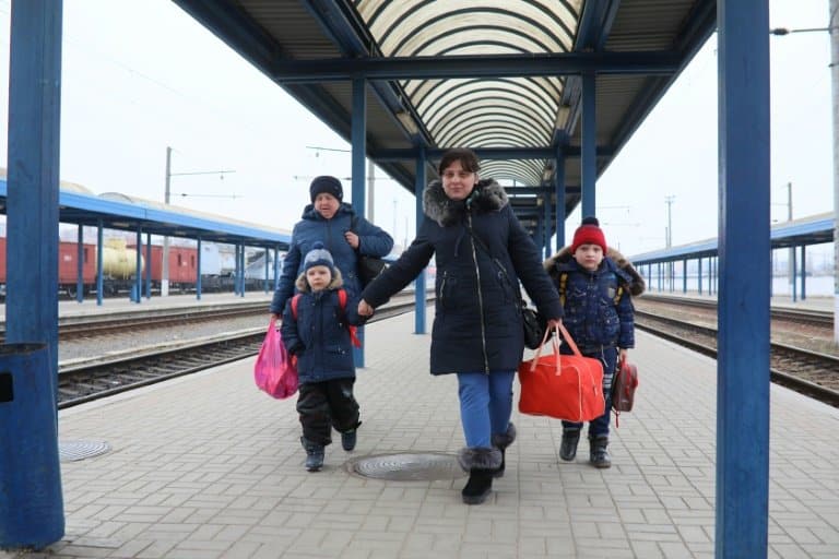 Lonely passengers ride ghost trains back to Ukraine