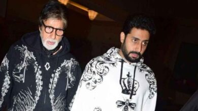 Photo of Amitabh Bachchan proclaims Abhishek Bachchan as his heir