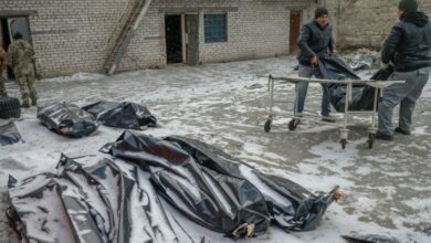 Photo of Russia squeezes Kyiv as ‘unimaginable’ tragedy looms in Ukraine