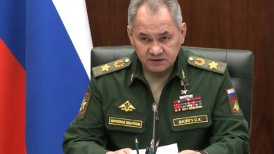 Photo of Russian defence minister reappears after 2-week absence