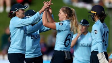 Photo of Resurgent England crush Bangladesh to make World Cup semi-finals