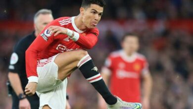 Photo of Ronaldo hat-trick sets all-time scoring record as Man Utd beat Spurs