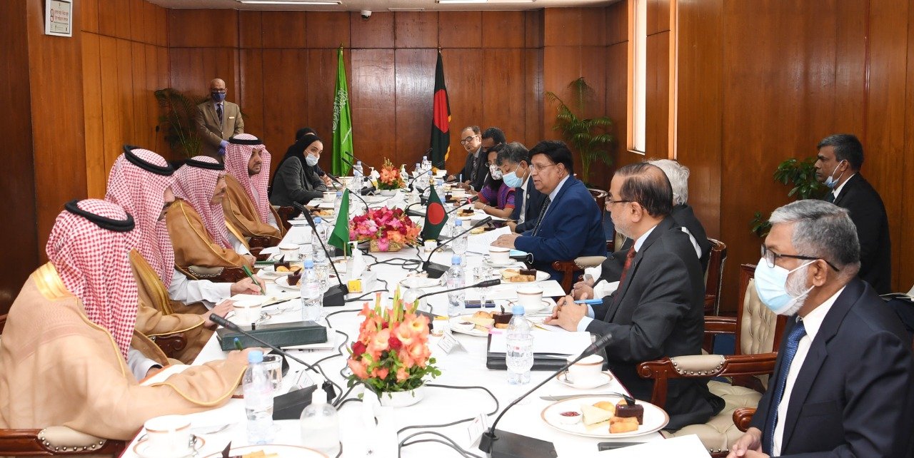 Dhaka proposes roadmap to enhance ties with Saudi Arabia