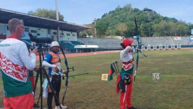 Photo of Nasrin ,Diya Famida reach pre-quarterfinal