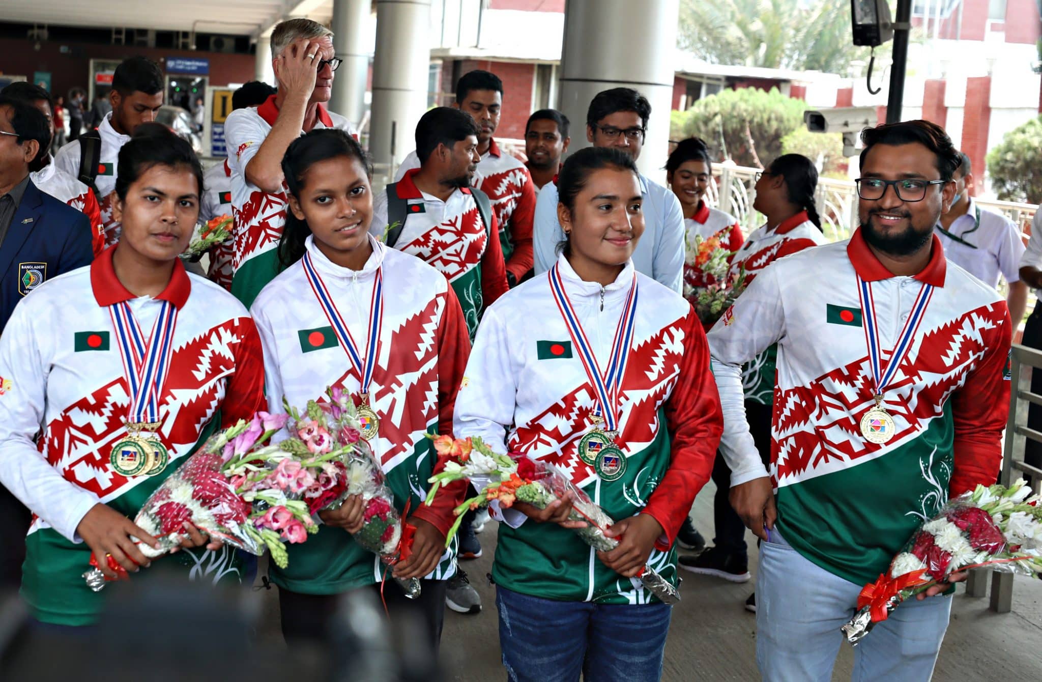 Archery team returns home with head high