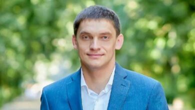 Photo of Mayor of Ukraine’s Melitopol city kidnapped by Russia, alleges President Zelensky
