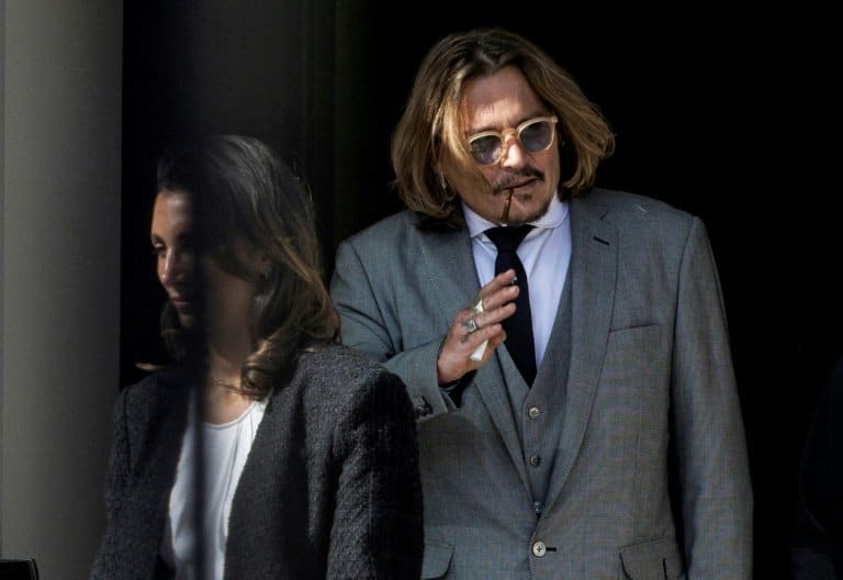 Opening arguments to begin in US defamation case between Johnny Depp, Amber Heard