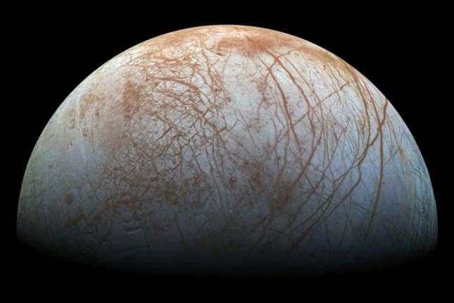 Search for life on Jupiter moon Europa bolstered by new study