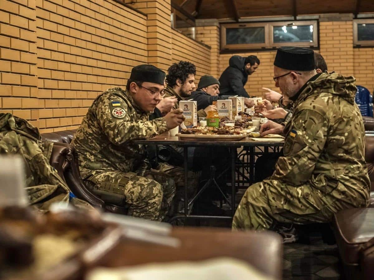 How are Muslims in Ukraine observing Ramadan?