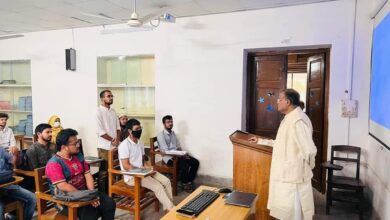 Photo of Hasan takes in-person class again after COVID-19