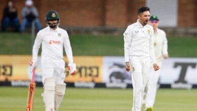 Photo of Bangladesh staring at defeat after another batting debacle