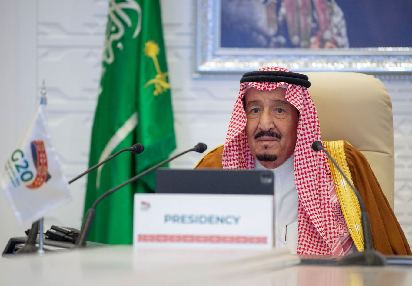 Saudi King Salman rushed to hospital: Report