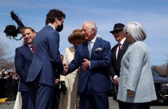 Justin Trudeau suggests Canadians not interested in removing Queen Elizabeth as head of state