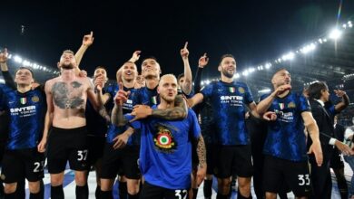 Photo of Inter see off Juve to win Italian Cup after penalty drama