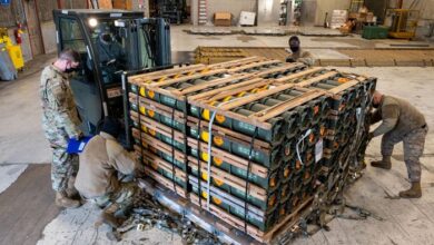 Photo of US sending Ukraine more weapons, dozens evacuated from steelworks