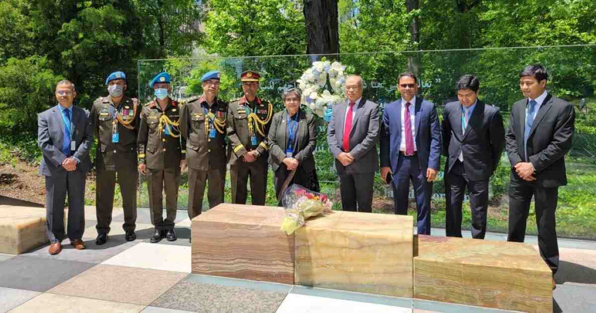 UN honours two Bangladeshi fallen peacekeepers