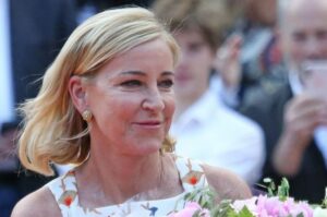 Tennis legend Chris Evert completes chemotherapy for ovarian cancer
