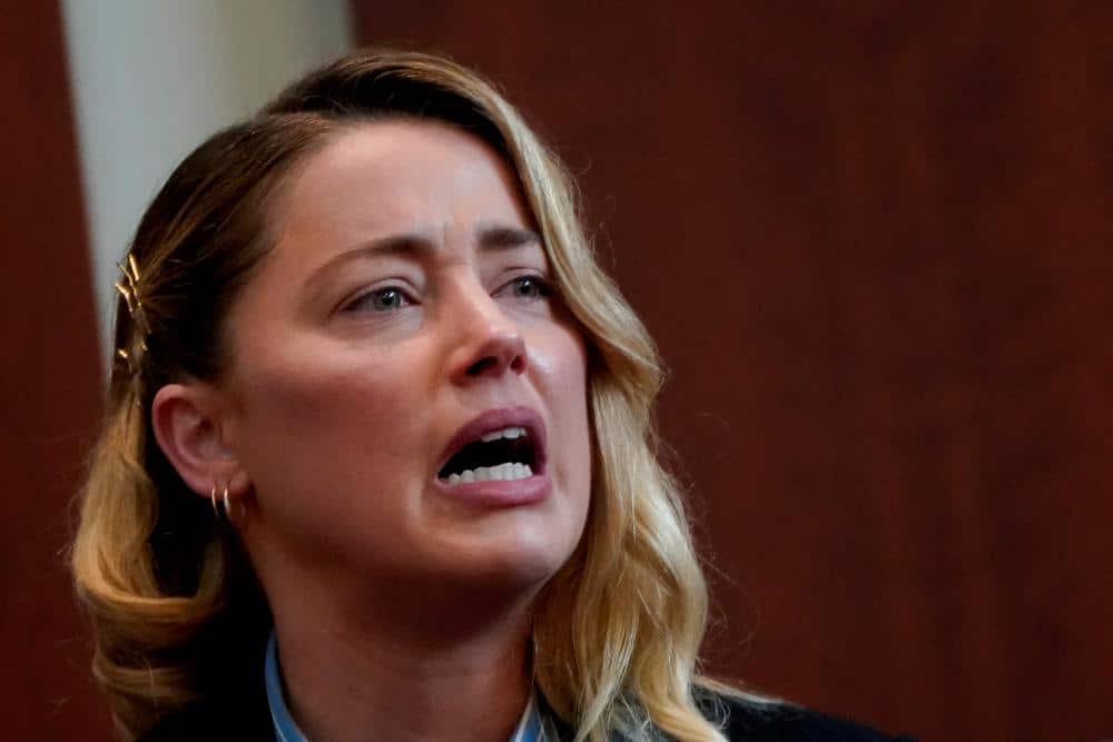 Tearful Amber Heard testifies ex-husband Johnny Depp turned violent