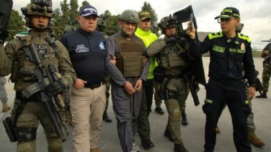 Photo of Colombia extradites drug lord ‘Otoniel’ to US