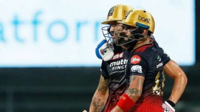 Photo of IPL 2022: Led by Vintage Virat Kohli, RCB beat GT by 8 wickets to stay alive