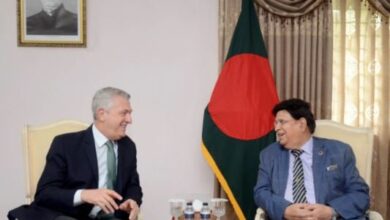 Photo of Momen calls Int’l community’s proactive engagement for Rohingya repatriation