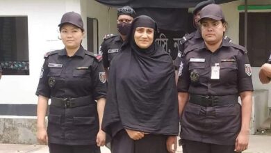 Photo of Woman who assaulted teen in Narsingdi rail station arrested