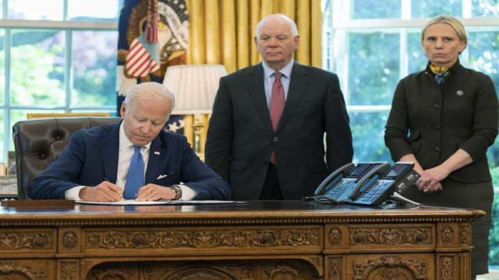 US President Joe Biden signs $40 billion aid bill for Ukraine assistance