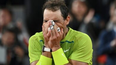 Photo of Nadal downs Djokovic in late-night epic to reach 15th French Open semi-final