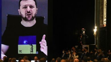 Photo of Zelensky warns of food crisis, urges end to Russian blockade