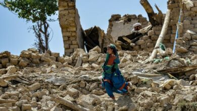 Photo of Afghan quake survivors without food and shelter as floods hamper relief effort