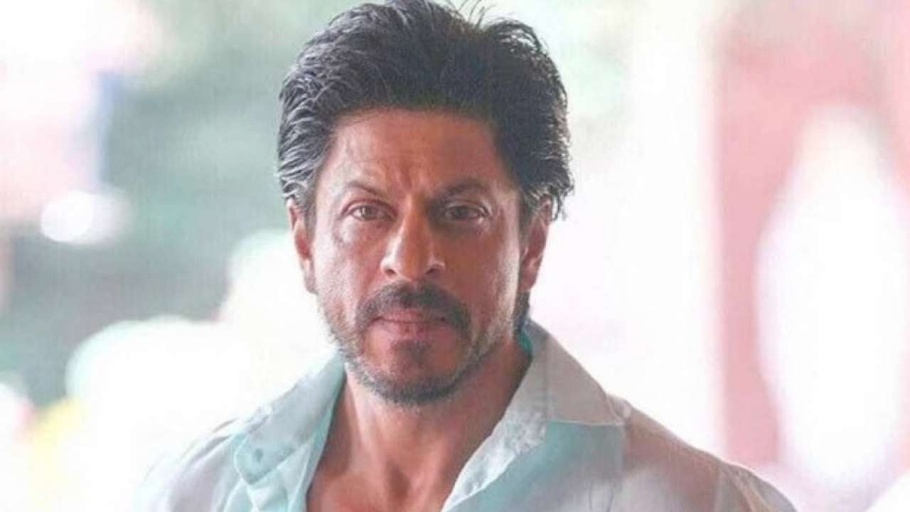 Shah Rukh Khan tests positive for COVID-19