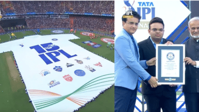Photo of IPL Sets Guinness World Record, Launches Largest Cricket Jersey Sized 66*42 Metres