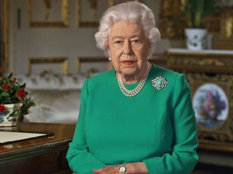 Bad news for Queen Elizabeth as another country expresses desire to remove her as head of state