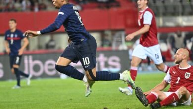 Photo of Mbappe salvages draw for France in Austria
